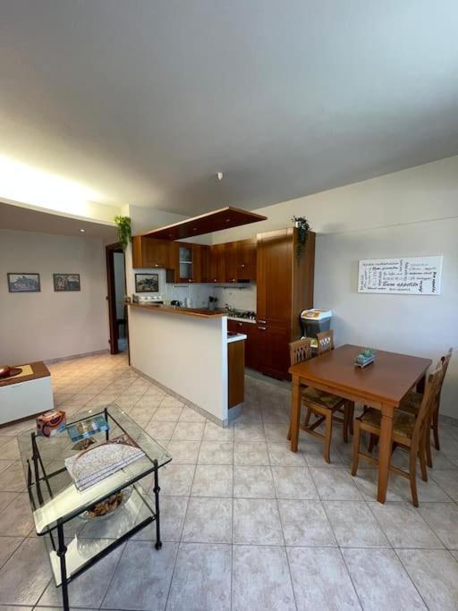 דירות סנטו סטפאנו בלבו Casa Carlino מראה חיצוני תמונה